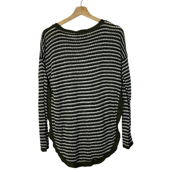 Absolutely Creative Worldwide Olive Green Knit Pullover Sweater M - Picture 2 of 5